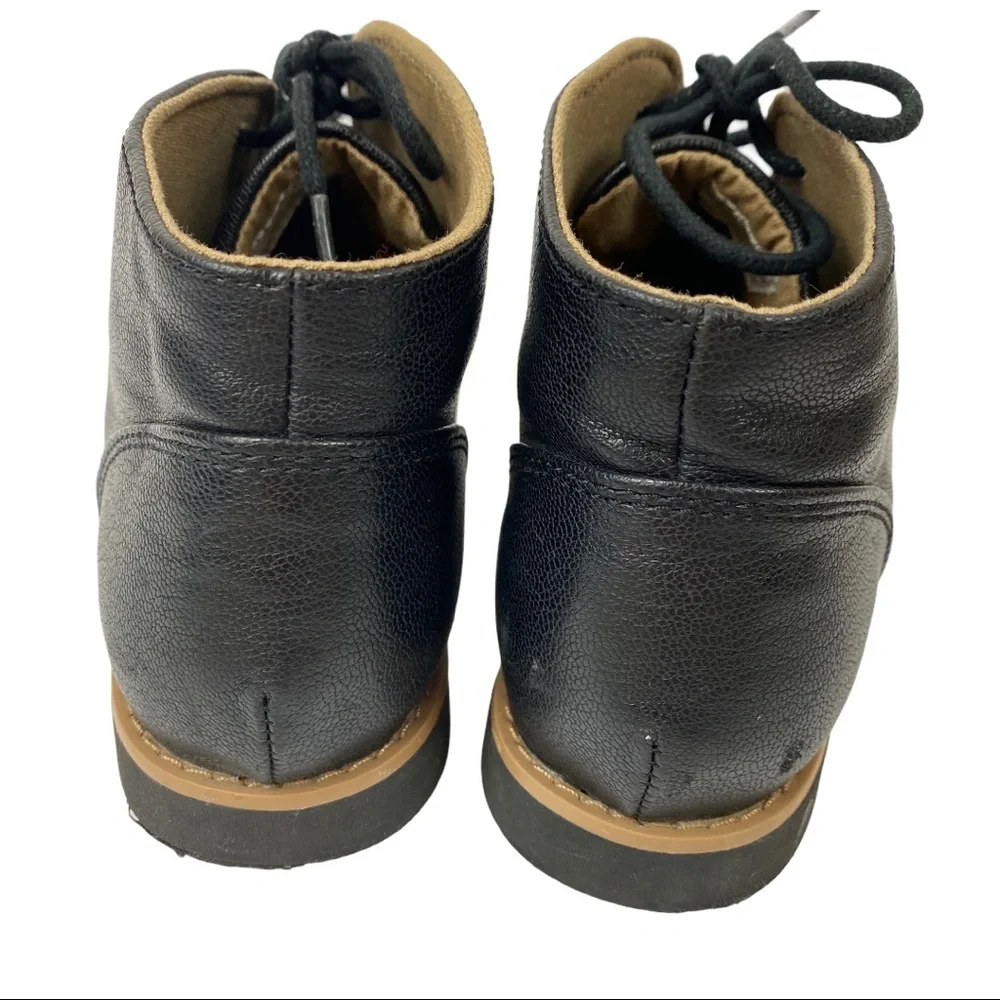 Perry Ellis America Chase Black Laceup Boots 6